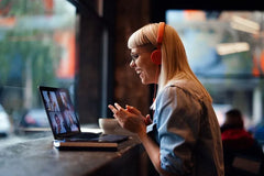 The Rise of Digital Nomads: How a New Workforce is Reshaping Business Dynamics