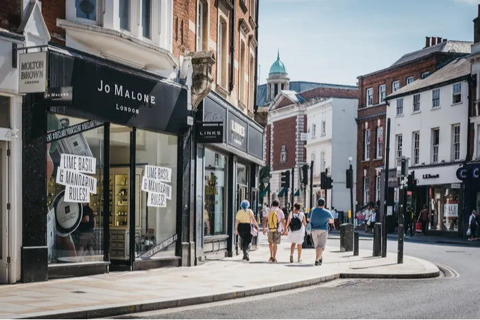 UK Retail Sales Surge in July: Weather and Events Drive Growth Amid Economic Challenges