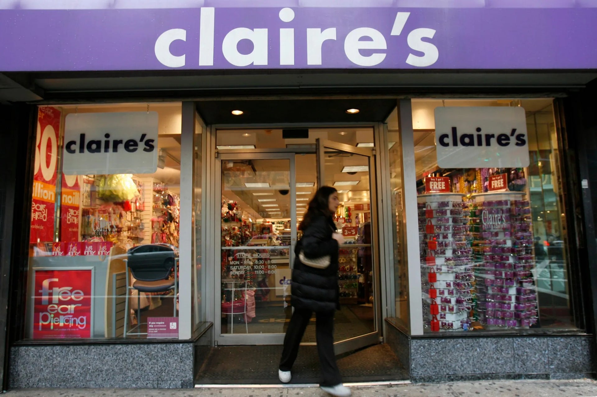 Claire’s Files for Chapter 11 Bankruptcy: A Struggle to Adapt in a Shifting Retail Landscape