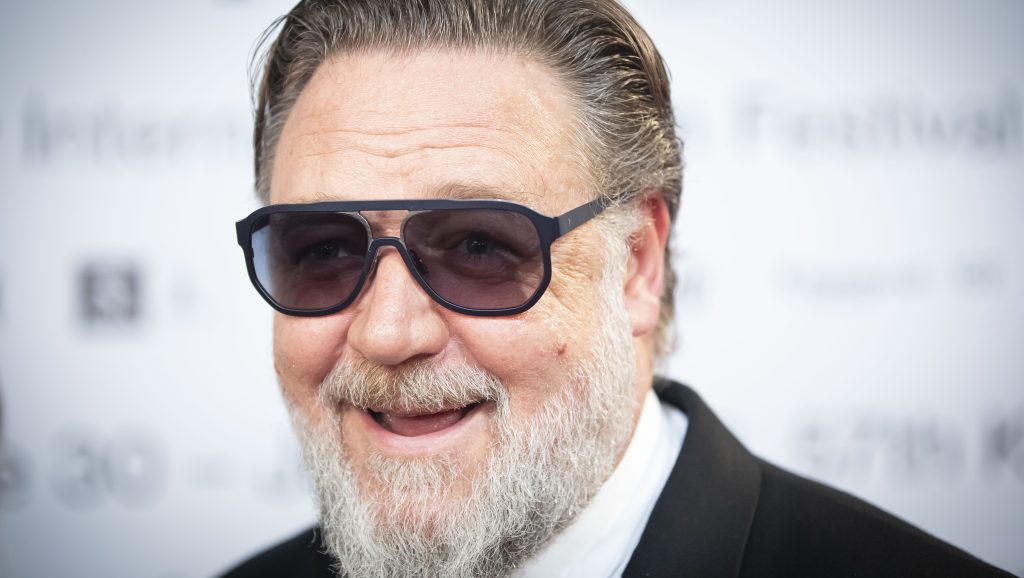 Russell Crowe Joins the Cast of Highlander Reboot, Reviving a Cult Classic