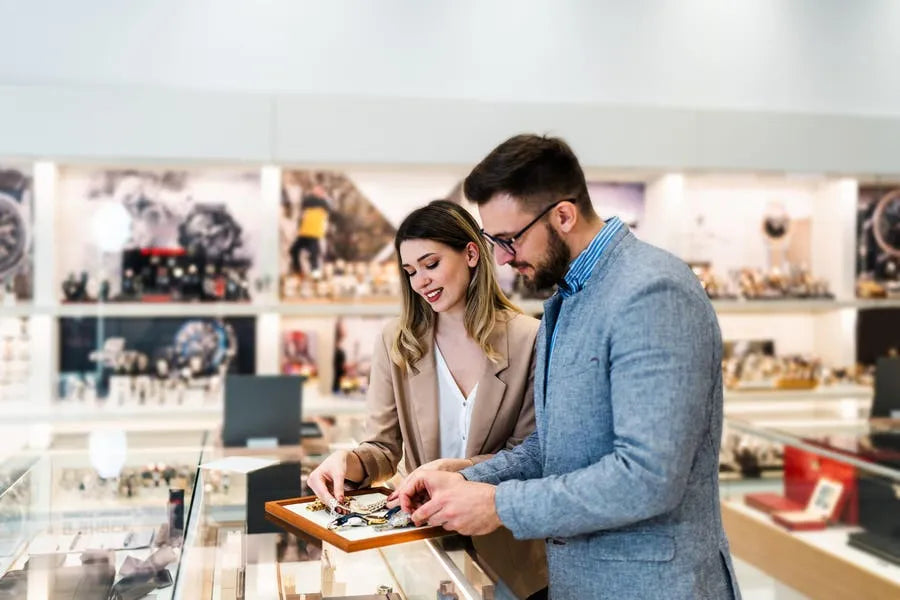Luxury Shopping Trends: How High-Net-Worth Individuals Blend Digital and In-Person Experiences