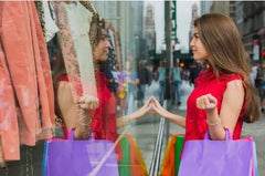 Strategies for Building a Successful Fashion Brand in a Competitive Market