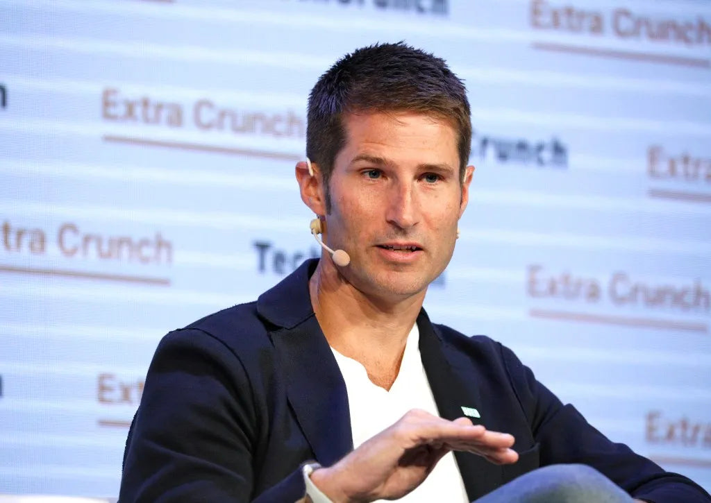 ThredUp Leverages AI Innovations to Transform Online Secondhand Shopping Experience