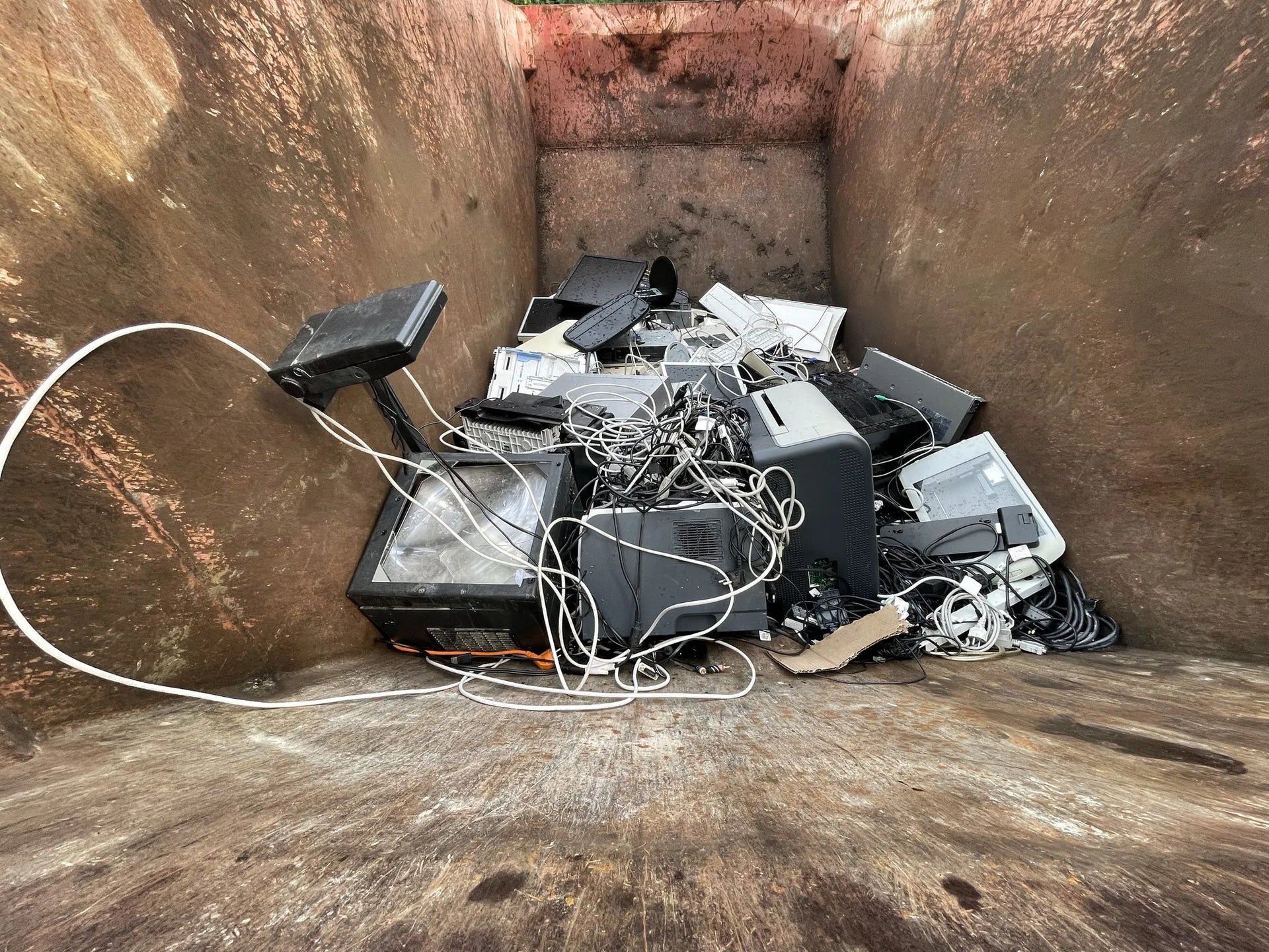Transforming Tech Overstock: A Sustainable Solution to E-Waste and Retail Losses